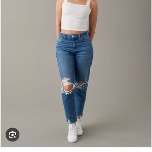 American Eagle Curvy Mom Jean